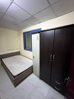 BRAND-NEW, FULLY ENCLOSED AND FURNISHED PARTITION. SEWA AND WI-FI INCLUDED.