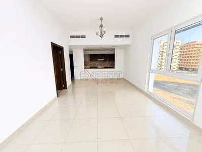 Bright & Spacious | Chiller Free | Near Bus Stop