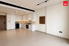 MODERN | FITTED APPLIANCES | READY TO MOVE