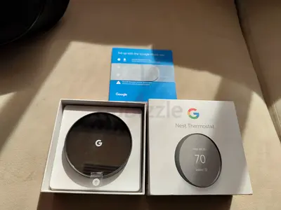 Google Nest Smart Thermostat (Round) - Works, Brand New