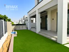 Corner Villa | Landscaped | Single Row
