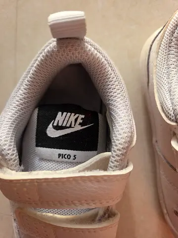 White Nike Pico 5 Kids Velcro Sneakers EUR 21-22