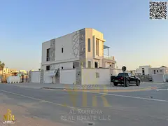 Corner villa directly from owner, fees & ownership incl.