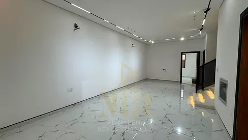 🏡✨ Own your dream villa with all fees included and invest in a luxurious villa in the heart of Al Bahia. Don't miss this opportunity! ✨🏡