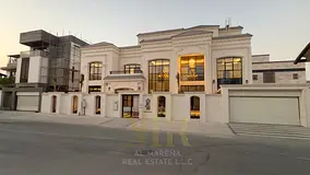 Villa directly from the owner, personal finishing, on a main street, close to all services, freehold