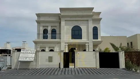 Luxury Villa for Sale in Al Alia – Spacious Living with Full Annex Step into a world of comfort and luxury with this exceptional villa in Al Ali