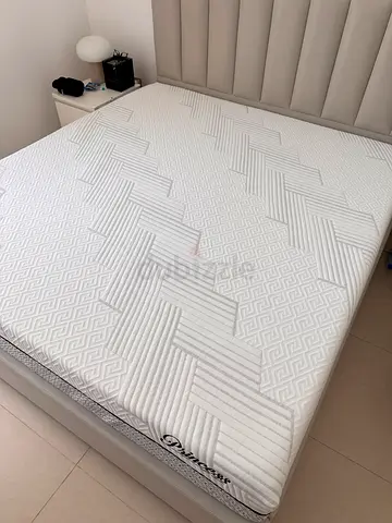 Used Gel memory foam mattress