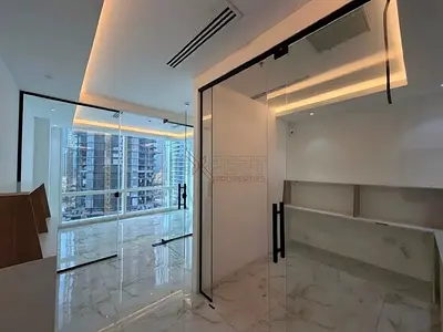 Modern Corporate Space | High-Floor Unit