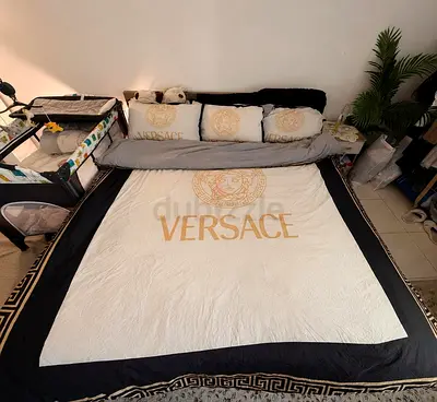 Double Bed with Mattress for Sale – AED 290
