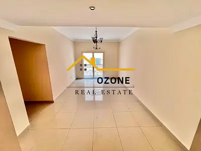 SPECIOUS 2BHK WITH BALCONY AND PARKING //CLOSE TO FAMILY PARK //FAMILY BUILDING