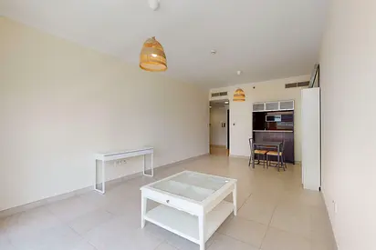 Unfurnished | 6 cheques | Chiller free