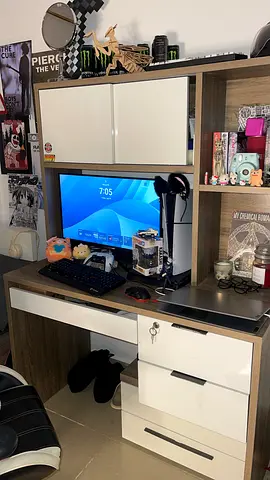 Large Desk