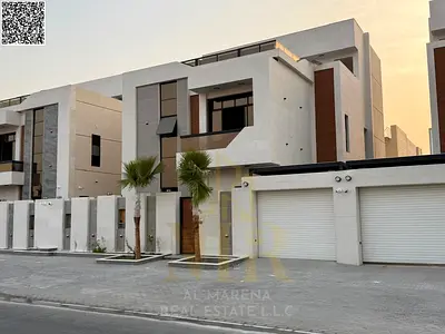 Luxury villa, two floors, rooftop, and swimming pool. Located close to amenities. Freehold ownership. Price includes electricity, water, and air condi