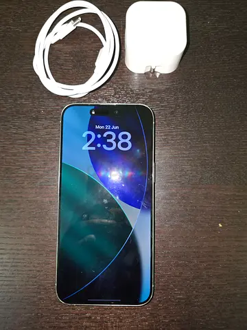 Iphone 15 pro Max with charger Dual 256Gb just display message condition 10/10