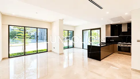 Duplex | Brand New | Vacant | Roof Top Pool