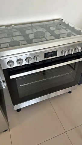 Bosch Free Standing 5 Burner Gas Cooker 125L Stainless Steel HGP3ISW50M