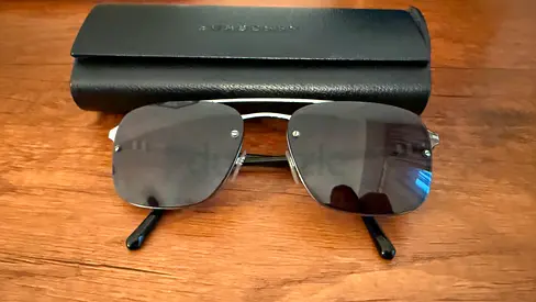 Rimless Aviator Sunglasses with Case Burberry Gently Used
