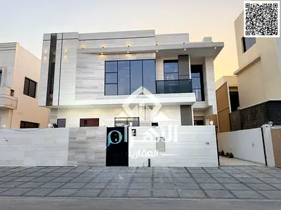 فيلا فاخرة مكونة من 5 غرف موزعة على طابقين وروف، تقع في موقع متميز قريب من جميع الخدمات. ملكية حرة مدى الحياة بدون