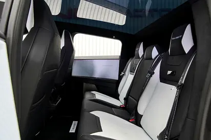 2024 Tesla CYBERTRUCK 照片 12