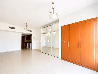 Multiple Cheques | Spacious | Bright Apartment