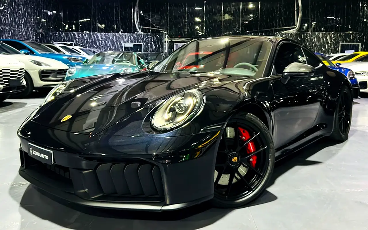 2025 بورشه 911