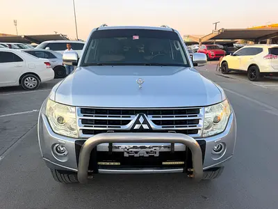 Mitsubishi Pajero 2010 GLX GCC Specs