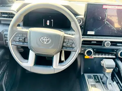 2026 Toyota 4RUNNER — фото 10