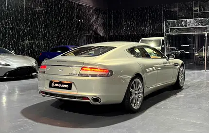 2012 Aston Martin RAPIDE 照片 4