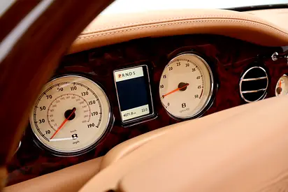 صورة 13 لـ 2007 Bentley AZURE