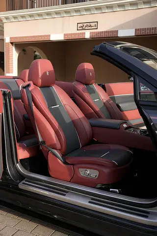 صورة 9 لـ 2019 ROLLS-ROYCE DAWN