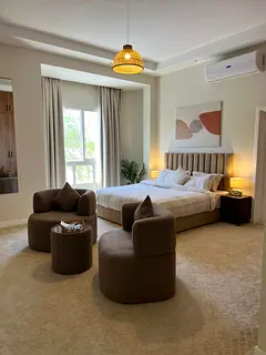 PRIVATE ROOM