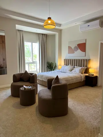 PRIVATE ROOM