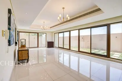 PRIME LOCATION | MIDDLE UNIT | MULTIPLE OPTIONS