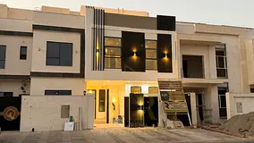 Villa directly from the owner, custom finishing, on a main street, two floors and a roof, price incl