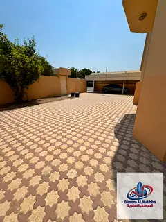 **Spacious villa in Al Yash on Sheikh Mohammed Bin Zayed Road. Features an external annex with kitch