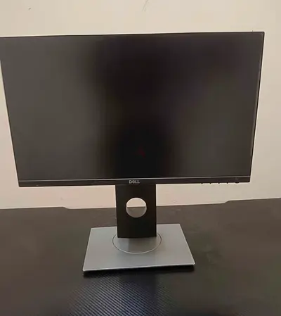 Dell monitor with vertical support