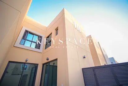 Luxury Smart Haven | Sustainable Contemporary Living | Resale