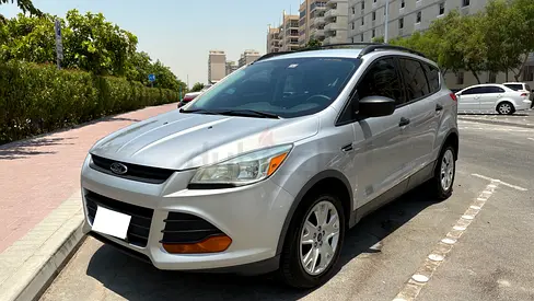 Ford Escape 2014 Gulf Fully serviced with Al Tayer Ford Super Clean Lady Driven