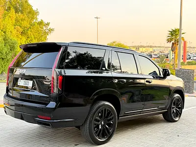 2022 Cadillac ESCALADE — миниатюра 3