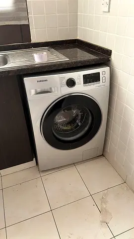 Samsung front-load washing machine - good working condition