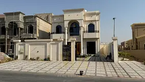 Classic villa near Sheikh Ammar Street | Two floors and a roof | Swimming pool and garden | 5 master