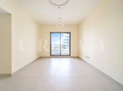 Large Layout | Mid Floor | Multiple Cheques