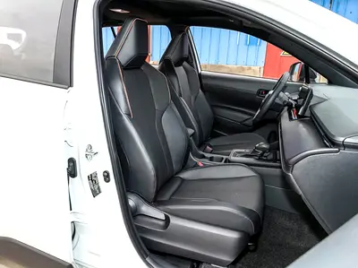2026 Toyota COROLLA CROSS 照片 5