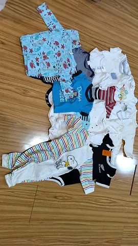 Children clothes - for age 0 - 3 months