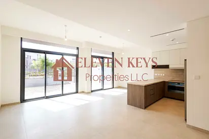 Brand New House/ Single Row /Specious Family Home