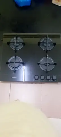 Black 4-Burner Built-in Gas Hob - Good Working Condition