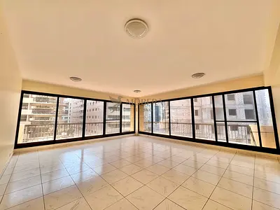 Spacious 4 Bedroom|ready to move Close to metro