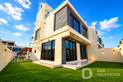 Brand New | Elegant Design | Spacious Layout