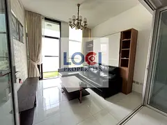 VACANT END OF AUGUST | HIGH FLOOR | NEAR METRO