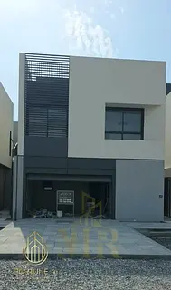 Excellent residential opportunity: Luxurious villa in one of the most prestigious areas || High-end